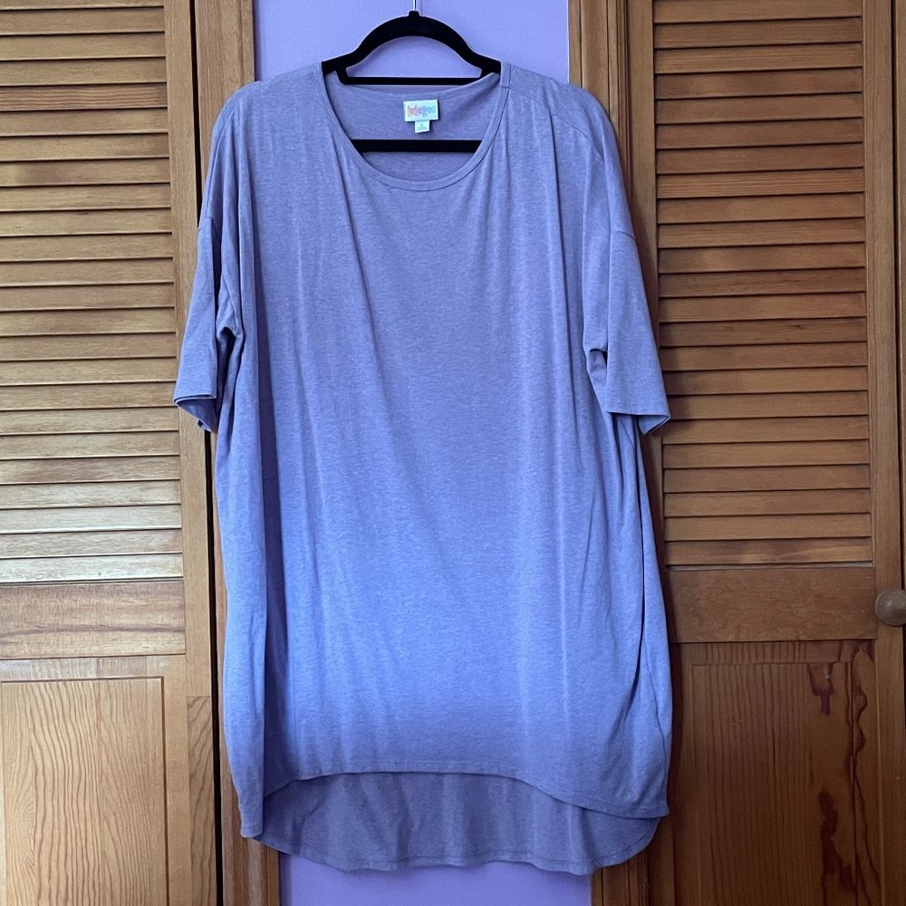 LuLaRoe "Irma" Large Shirt